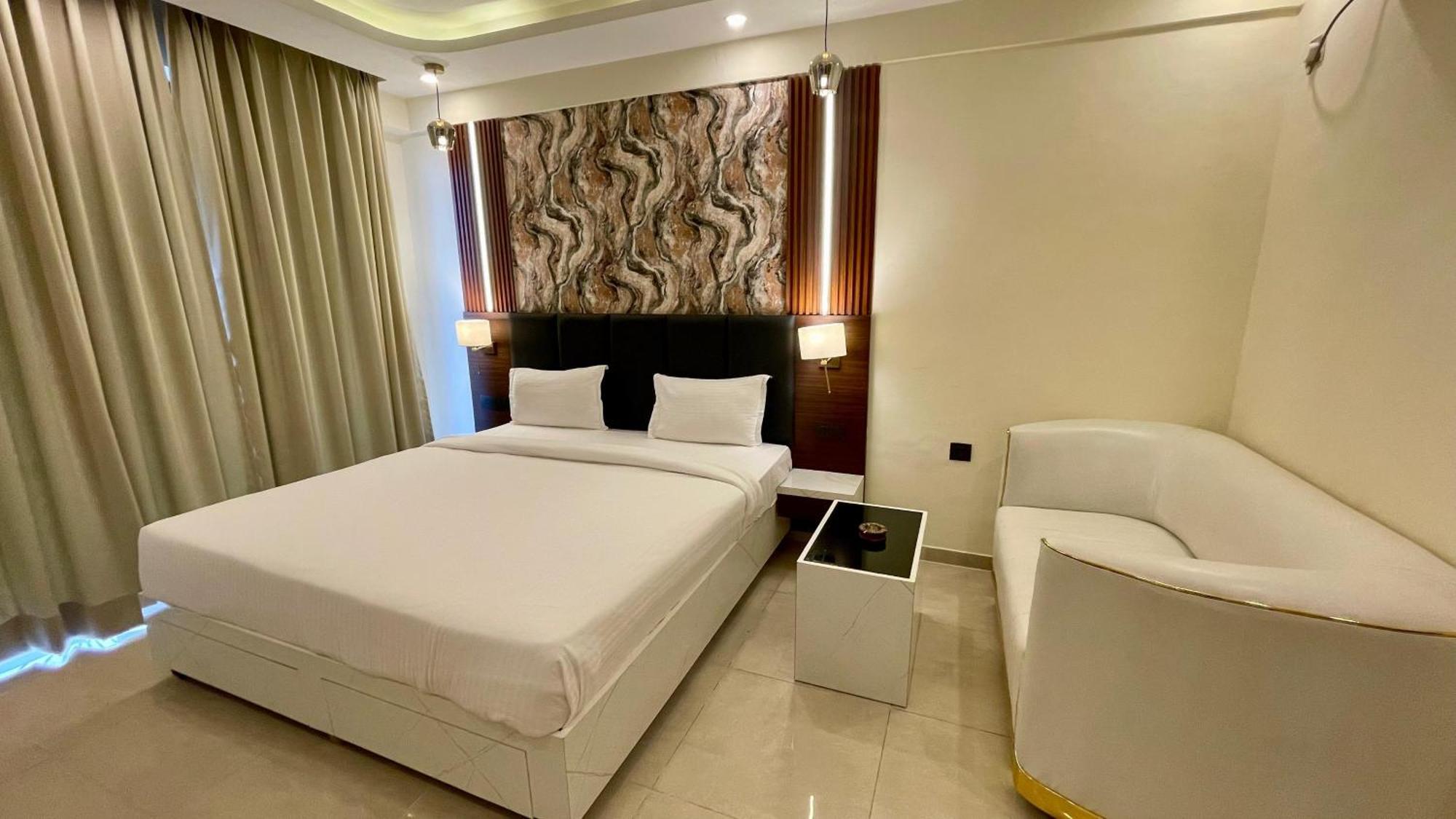 Hotel Maple Tree - Near Ekana Cricket Stadium - 勒克瑙 外观 照片